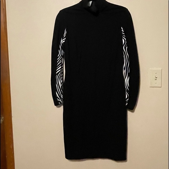 Carlisle Black Long Sleeve‎ Sheath Dress Size 2 - Picture 1 of 13